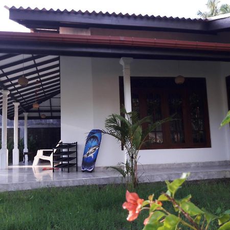 Mango Villa Hikkaduwa Exteriör bild